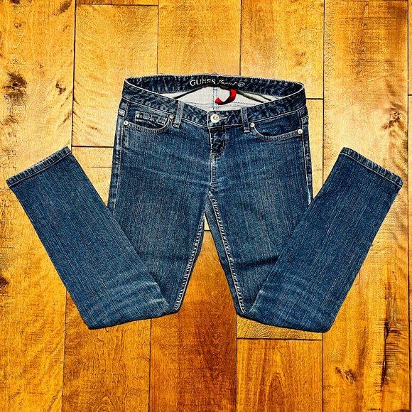 Guess Low-rise Foxy Skinny Jeans, Medium Wash, US Size 26 - Picture 3 of 12